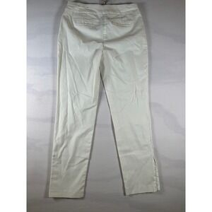 Chicos Pants Womens OR Cream White Button Detail Cropped Leg Stretch